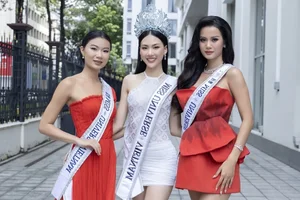 Bui Quynh Hoa Shines Alongside Miss Universe Vietnam Runners-Up - image 1