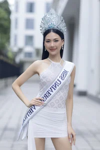 Bui Quynh Hoa Shines Alongside Miss Universe Vietnam Runners-Up - image 0