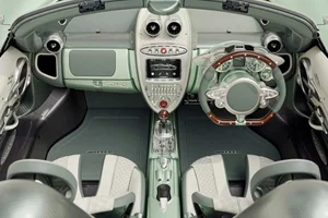 Exclusive Look at the Pagani Huayra Codalunga Speedster: A Masterpiece of Italian Engineering and Timeless 1960s Coachbuilding Design - image 3