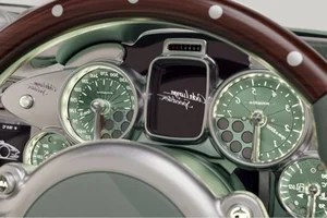 Exclusive Look at the Pagani Huayra Codalunga Speedster: A Masterpiece of Italian Engineering and Timeless 1960s Coachbuilding Design - image 4