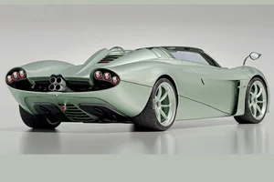 Exclusive Look at the Pagani Huayra Codalunga Speedster: A Masterpiece of Italian Engineering and Timeless 1960s Coachbuilding Design - image 7