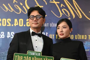 Ly Hai and Family Join Stars for the Face Off 7 Movie Premiere - image 1