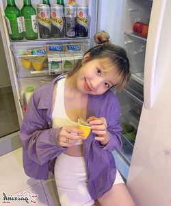 Exploring the Radiant Beauty of Gen Z TikTok Star Lê Thị Khánh Huyền - image 11