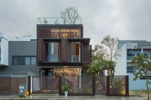 Best Modern Door Designs 2026: Real-Life Home Inspiration - image 14