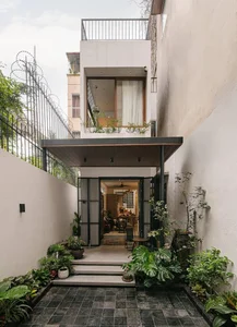 Best Modern Door Designs 2026: Real-Life Home Inspiration - image 15