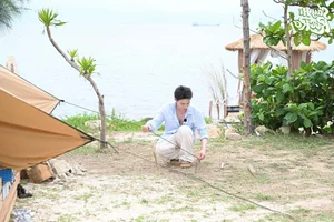Vietnamese Celeb Roundup: Phi Hung Addresses Marriage Rumors and Emotional Farewells - image 15