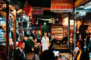 Vietnamese Celeb Roundup: Phi Hung Addresses Marriage Rumors and Emotional Farewells - image 37