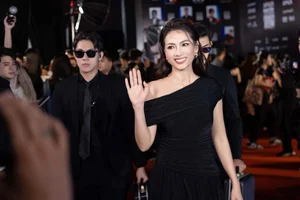 Vietnamese Celeb Roundup: Phi Hung Addresses Marriage Rumors and Emotional Farewells - image 5