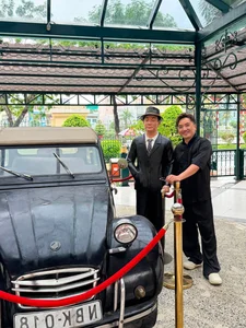 Vietnamese Celeb Roundup: Phi Hung Addresses Marriage Rumors and Emotional Farewells - image 57