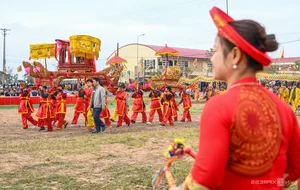Experience the Traditional Tich Dien Festival: Reenacting the Ancient King’s Plowing Ceremony in Vietnam - image 8