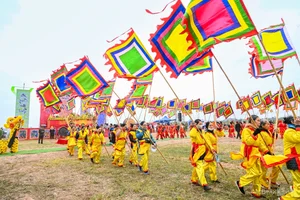 Experience the Traditional Tich Dien Festival: Reenacting the Ancient King’s Plowing Ceremony in Vietnam - image 7
