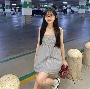 Hot TikToker Kim Chung Phan Shows Off Angelic Beauty and Flawless Style - image 4