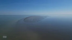 Mysterious Island Emerges in Caspian Sea Baffling Global Scientists - image 2