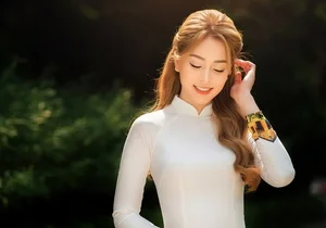 Elegant Beauty of Runner-Up Bui Phuong Nga: A Gallery of Grace and Elegance - image 2