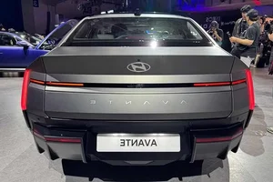 First Look: The 2027 Hyundai Elantra Debuts with Bold Design and Tech Enhancements - image 5