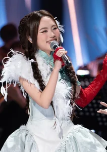 Phuong My Chi’s Inspiring Journey to the Top 3 of Sing! Asia - image 0