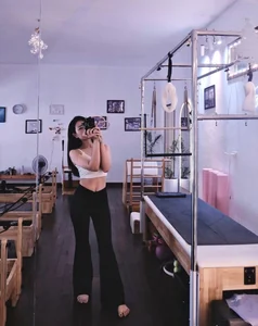 Inside the Inspiring Post-Pregnancy Fitness Journey of Vo Nhat Linh - image 4