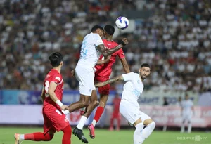Giant on the Pitch: The Rise of the 2-Meter Striker in Vietnam’s National Super Cup - image 8
