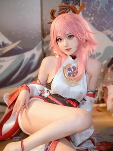 99+ Bold and Seductive Yae Miko Cosplay Images from Genshin Impact - image 22