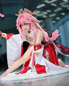 99+ Bold and Seductive Yae Miko Cosplay Images from Genshin Impact - image 19