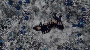 BLACKPINK's Lisa Sparks Buzz with Bold Fashion Ahead of New MV - image 10