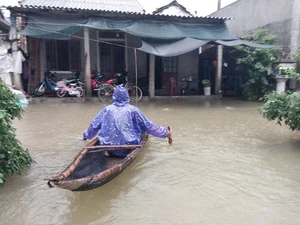 Phuoc Tich Ancient Village Faces Historic and Rare Flooding - image 8