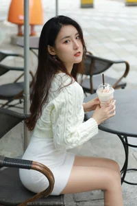 Xiao Bao White Hip Skirt IESS Elegant Collection - image 5