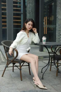 Xiao Bao White Hip Skirt IESS Elegant Collection - image 20