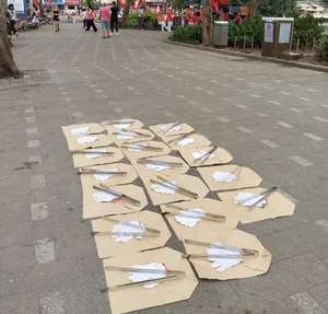 A 13-Year Mission of Love: The U70 PhD Cleaning Hoan Kiem Lake Every Day - image 4