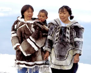 Incredible and Unique Customs of Remote Ethnic Tribes Around the World - image 5