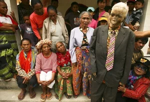 Incredible and Unique Customs of Remote Ethnic Tribes Around the World - image 10