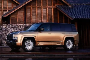 Yangwang U8L: China's Luxury SUV Rivaling the Rolls-Royce Cullinan - image 7