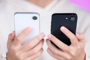 Hands-on with the iPhone 17e: A Stunning Pink Design, Pro Performance, and Exceptional Value - image 8