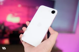 Hands-on with the iPhone 17e: A Stunning Pink Design, Pro Performance, and Exceptional Value - image 14