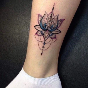 111+ Beautiful and Alluring Calf Tattoos for Women: Elegant Ink Inspiration - image 9