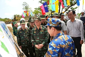 Ministry of Defense Inspects Strategic Construction on Hon Khoai Island - image 2