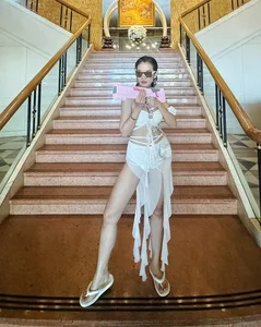 Supermodel Anh Thu Celebrates the Songkran Water Festival with Vibrant Energy in Thailand - image 0