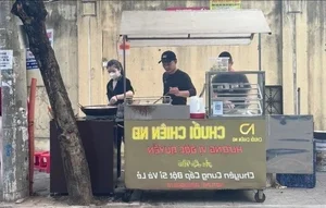 Footballer Nguyen Xuan Son’s Favorite Fried Banana Shop to Open New Branch - image 1