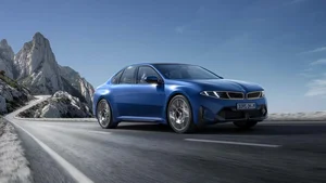 BMW i3 Neue Klasse Revealed: 463HP and 700KM Range to Challenge Tesla Model 3 - image 16