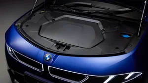 BMW i3 Neue Klasse Revealed: 463HP and 700KM Range to Challenge Tesla Model 3 - image 8