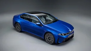 BMW i3 Neue Klasse Revealed: 463HP and 700KM Range to Challenge Tesla Model 3 - image 6