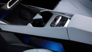 BMW i3 Neue Klasse Revealed: 463HP and 700KM Range to Challenge Tesla Model 3 - image 10