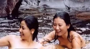 Famous Beauty Queen Lives A Simple Life As A Devoted Mother of Three - image 8