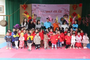 Bringing Hope and Joy: The Historic 'Tet of Hope' Program Reaches Nghe An Highlands - image 6