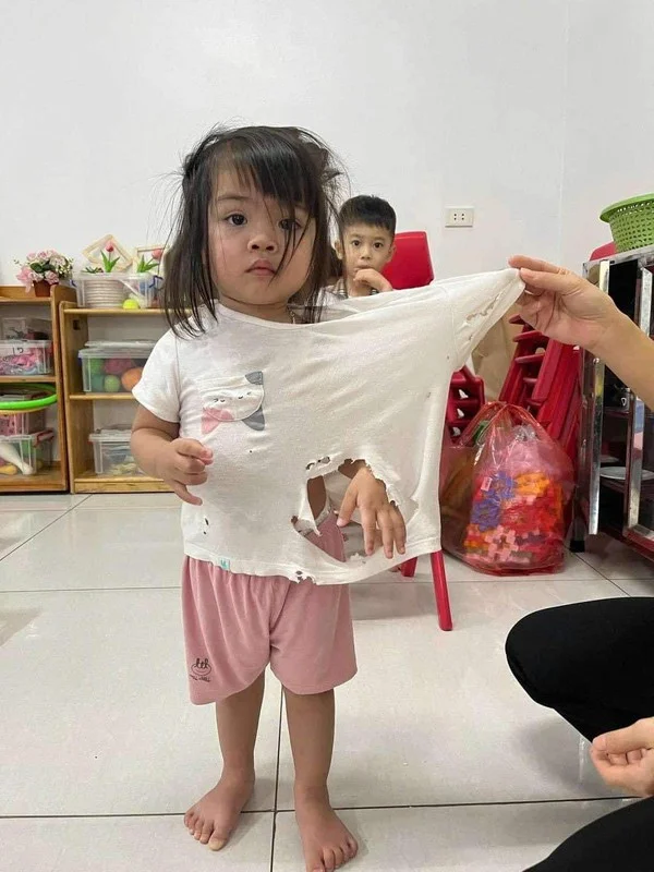 Mother Speechless by Teacher's Hilarious Message About Daughter