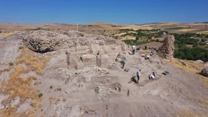 Discovery of a 6,000-Year-Old Ancient Temple Revealing Mysterious Blood Rituals - image 9