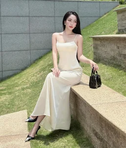 Nghe An Model Captivates Fans with Her Vibrant and Radiant Beauty - image 7