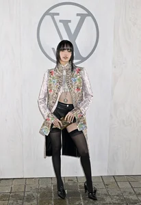 K-Pop Icons Dominate Paris Fashion Week 2024: A Global Style Takeover - image 5