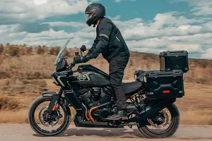 The Ultimate Adventure: Harley-Davidson Pan America 1250 Limited for Every Journey - image 4