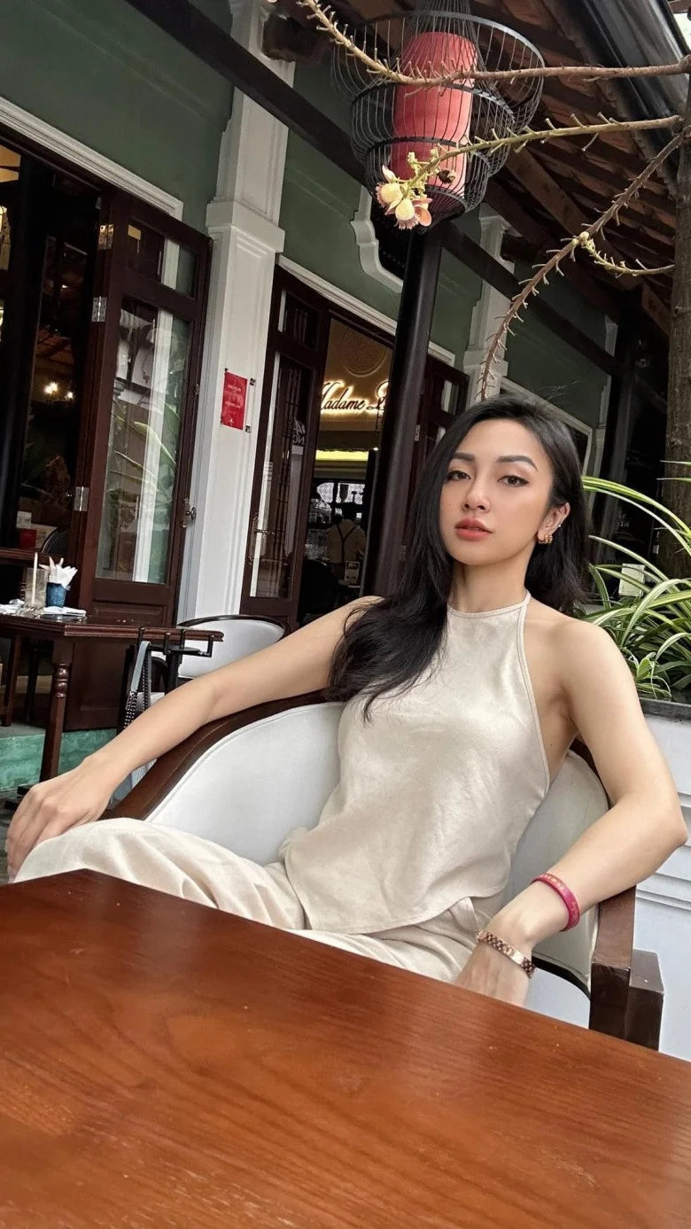Luong Thuy Linh: The Goddess Face and Venus Body Achieved Through Daily Fitness